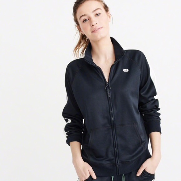 Abercrombie & Fitch Other - Comfy woman’s track jacket